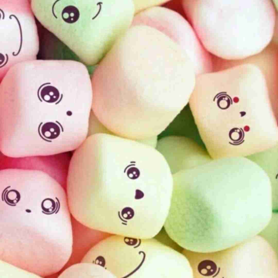 آهنگ کردی آخر شبه و خیال من پر و بال میگیره با صدای زن 