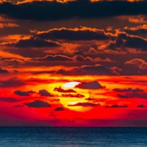 آهنگ داره ولوله میکنه میکنه قلبو با صدای زن 