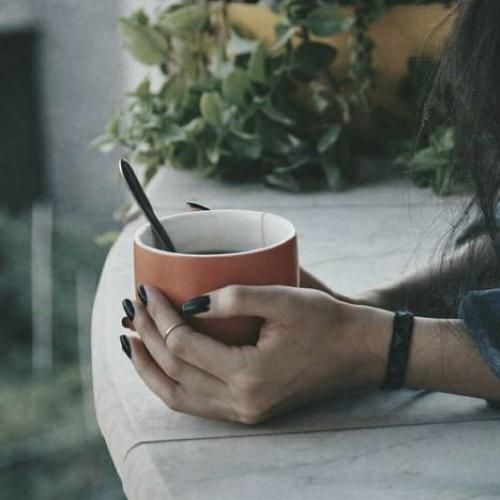 آهنگ الکی الکی سیگاری شدم من اصلا به این حرفا 