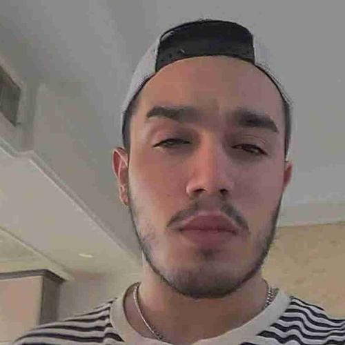 دانلود آهنگ طاهاس بنام بکن تصور قلب بیچارم تلف شد