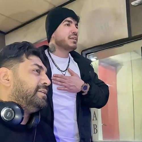 دانلود آهنگ فرهاد فرهادی بنام سر بی گناه وه سر داره سراسر ایران عزاداره