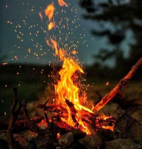 دانلود آهنگ سخته واقعا دروغه بگم رفته یادم غرق لاوم